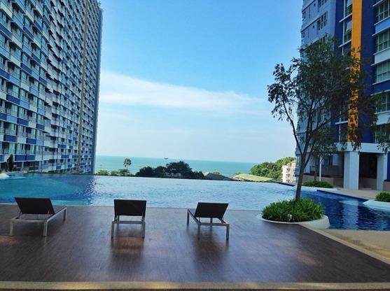 Lumpini Parkbeach Pattaya Pool View 좀티엔 비치 외부 사진