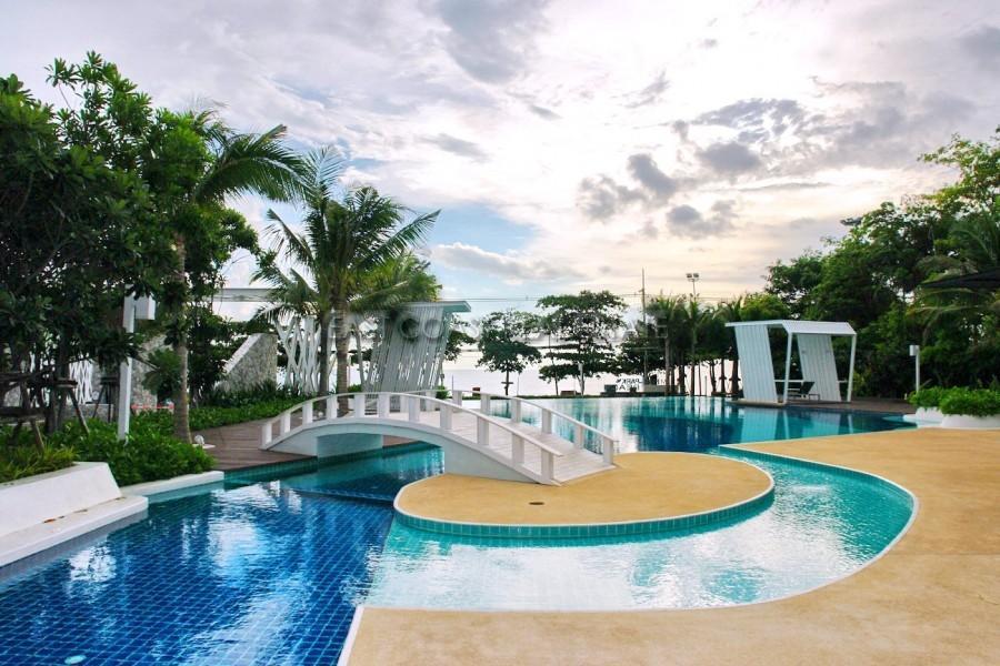 Lumpini Parkbeach Pattaya Pool View 좀티엔 비치 외부 사진