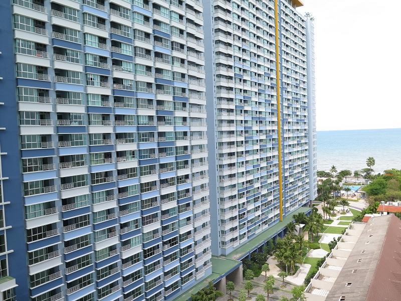 Lumpini Parkbeach Pattaya Pool View 좀티엔 비치 외부 사진